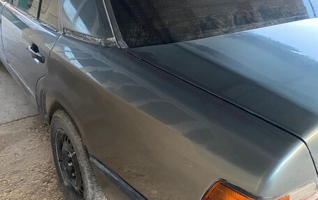 Mercedes-Benz W124, 1987 год, 300 000 рублей, 5 фотография