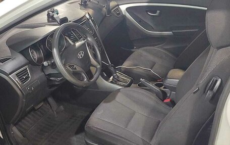 Hyundai i30 II рестайлинг, 2013 год, 855 000 рублей, 2 фотография
