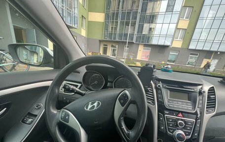 Hyundai i30 II рестайлинг, 2013 год, 855 000 рублей, 16 фотография