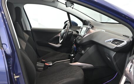 Peugeot 2008 II, 2014 год, 840 000 рублей, 11 фотография