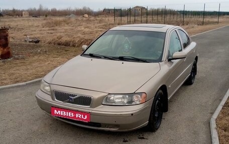 Volvo S60 III, 2004 год, 600 000 рублей, 2 фотография