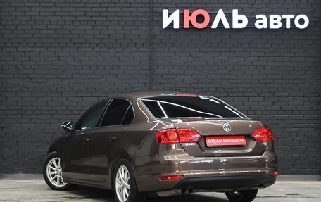 Volkswagen Jetta VI, 2013 год, 1 025 000 рублей, 7 фотография
