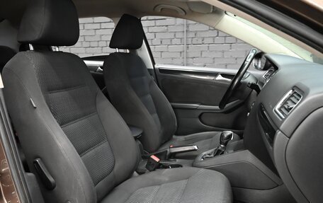 Volkswagen Jetta VI, 2013 год, 1 025 000 рублей, 11 фотография