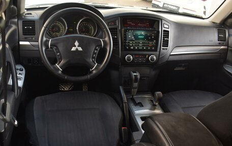 Mitsubishi Pajero IV, 2012 год, 1 395 000 рублей, 6 фотография