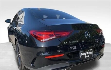 Mercedes-Benz GLA, 2022 год, 4 550 000 рублей, 4 фотография