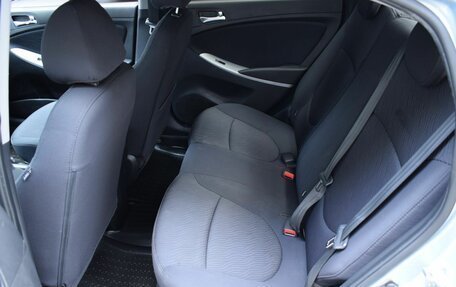 Hyundai Solaris II рестайлинг, 2012 год, 690 000 рублей, 16 фотография