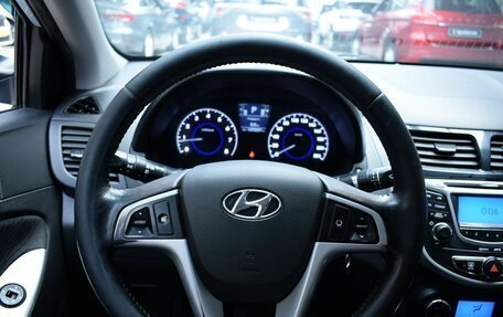 Hyundai Solaris II рестайлинг, 2012 год, 690 000 рублей, 10 фотография