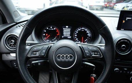 Audi A3, 2018 год, 1 700 000 рублей, 10 фотография