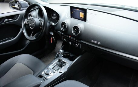 Audi A3, 2018 год, 1 700 000 рублей, 17 фотография