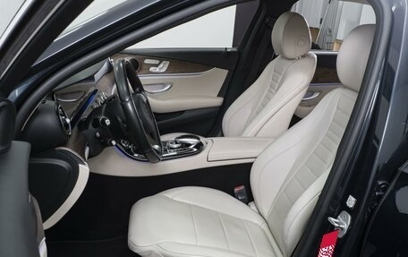 Mercedes-Benz E-Класс, 2016 год, 2 840 000 рублей, 10 фотография