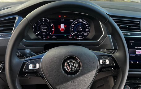 Volkswagen Tiguan II, 2018 год, 3 700 000 рублей, 1 фотография