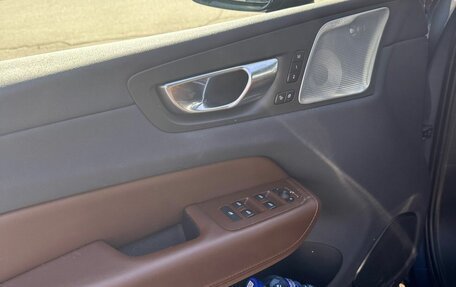 Volvo XC60 II, 2021 год, 4 200 000 рублей, 24 фотография