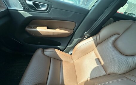 Volvo XC60 II, 2021 год, 4 200 000 рублей, 34 фотография