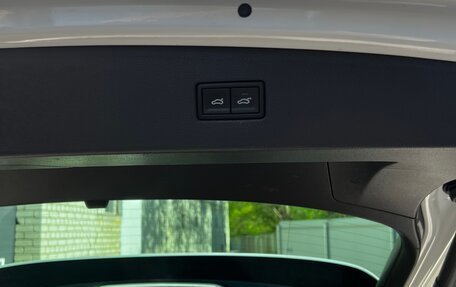 Volkswagen Tiguan II, 2018 год, 3 700 000 рублей, 6 фотография