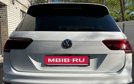 Volkswagen Tiguan II, 2018 год, 3 700 000 рублей, 30 фотография