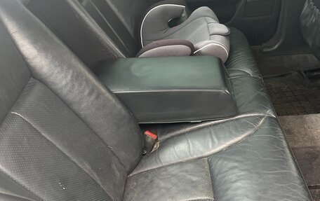 Mercedes-Benz E-Класс, 1995 год, 380 000 рублей, 6 фотография