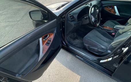 Toyota Camry, 2007 год, 909 000 рублей, 10 фотография