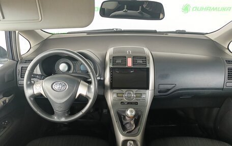 Toyota Auris II, 2008 год, 699 000 рублей, 12 фотография