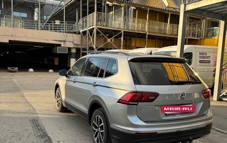 Volkswagen Tiguan II, 2019 год, 7 фотография