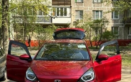 Honda Fit, 2020 год, 1 850 000 рублей, 4 фотография