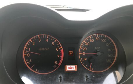 Nissan Avenir II, 2004 год, 495 000 рублей, 18 фотография
