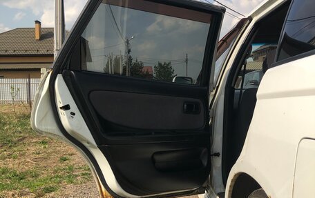 Nissan Avenir II, 2004 год, 495 000 рублей, 13 фотография
