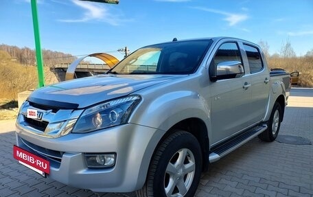Isuzu D-Max II, 2017 год, 2 050 000 рублей, 6 фотография