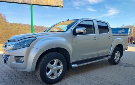 Isuzu D-Max II, 2017 год, 2 050 000 рублей, 13 фотография