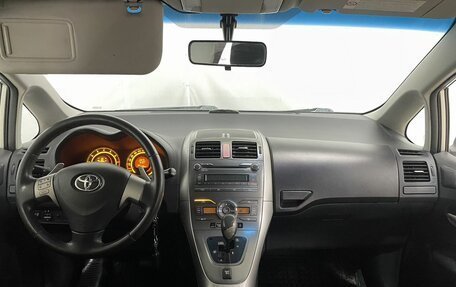 Toyota Auris II, 2007 год, 749 000 рублей, 10 фотография
