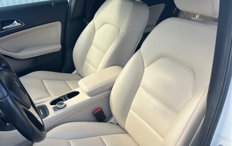 Mercedes-Benz GLA, 2015 год, 2 090 000 рублей, 18 фотография