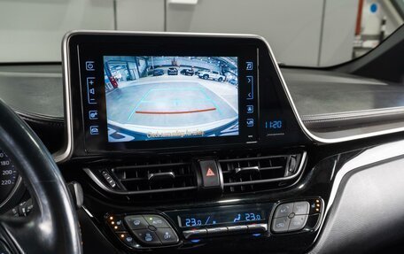 Toyota C-HR I рестайлинг, 2018 год, 2 249 000 рублей, 13 фотография