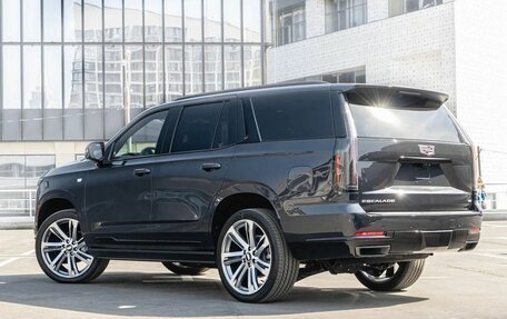 Cadillac Escalade V, 2024 год, 25 000 000 рублей, 4 фотография