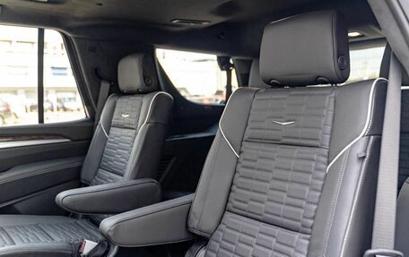 Cadillac Escalade V, 2024 год, 25 000 000 рублей, 20 фотография