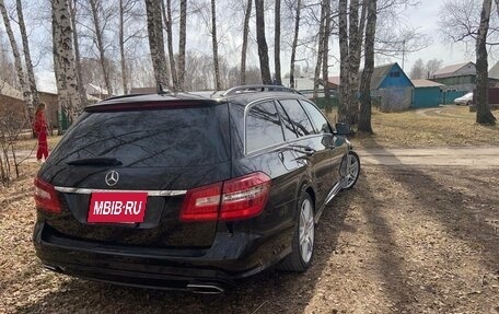 Mercedes-Benz E-Класс, 2011 год, 1 720 000 рублей, 8 фотография