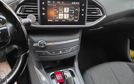 Peugeot 308 II, 2018 год, 1 320 000 рублей, 10 фотография