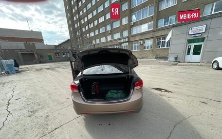 Hyundai Elantra V, 2013 год, 1 200 000 рублей, 10 фотография