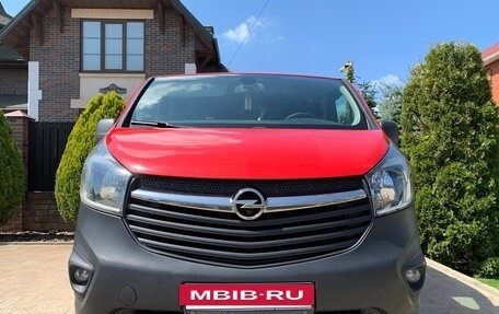 Opel Vivaro B, 2016 год, 2 170 000 рублей, 20 фотография