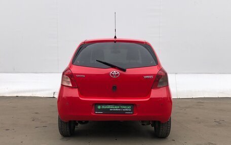 Toyota Yaris III рестайлинг, 2007 год, 590 000 рублей, 6 фотография
