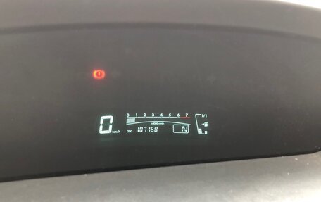 Toyota Yaris III рестайлинг, 2007 год, 590 000 рублей, 20 фотография