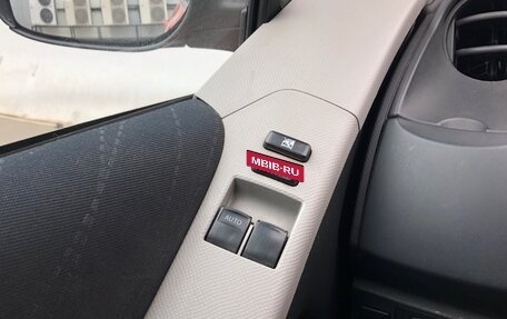 Toyota Yaris III рестайлинг, 2007 год, 590 000 рублей, 17 фотография