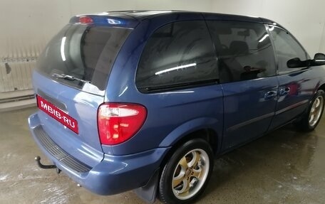 Chrysler Voyager IV, 2002 год, 690 000 рублей, 3 фотография