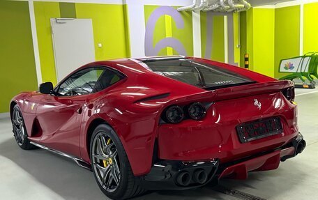 Ferrari 812, 2019 год, 36 900 000 рублей, 6 фотография