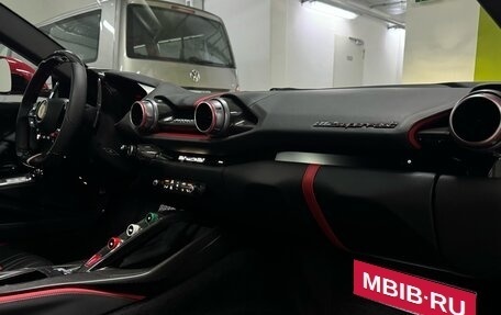 Ferrari 812, 2019 год, 36 900 000 рублей, 34 фотография