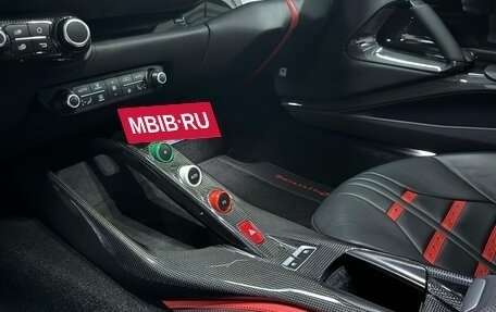 Ferrari 812, 2019 год, 36 900 000 рублей, 24 фотография