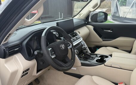 Toyota Land Cruiser, 2021 год, 10 500 000 рублей, 10 фотография