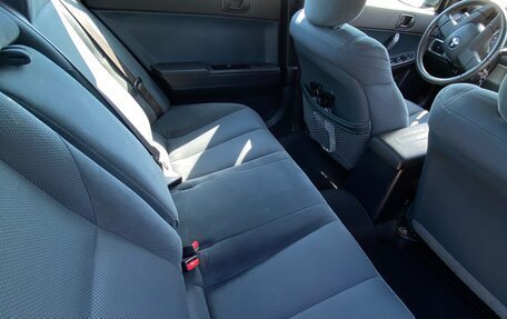 Mitsubishi Galant IX, 2004 год, 650 000 рублей, 13 фотография