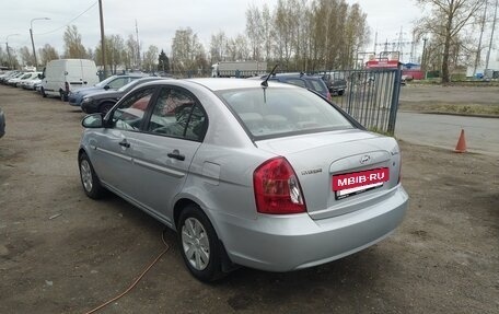 Hyundai Verna II, 2006 год, 349 000 рублей, 3 фотография