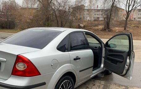 Ford Focus II рестайлинг, 2005 год, 300 000 рублей, 3 фотография