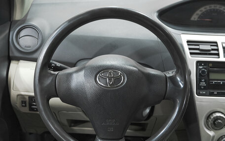 Toyota Yaris III рестайлинг, 2007 год, 699 000 рублей, 11 фотография