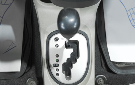 Toyota Yaris III рестайлинг, 2007 год, 699 000 рублей, 19 фотография